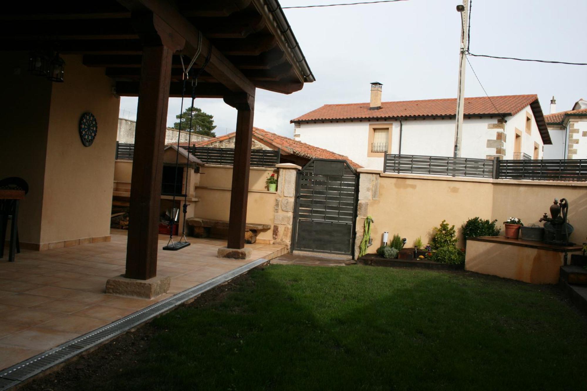 El Valle De La Mantequilla Aldehuela del Rincón Zewnętrze zdjęcie